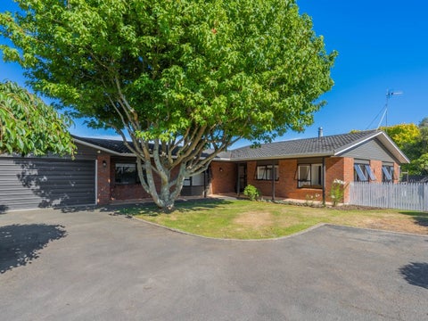 4 Wakefield Grove, Waikanae