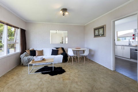 4/55 Point England Road, Point England, Auckland