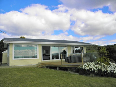 2 Afon Street, Moeraki