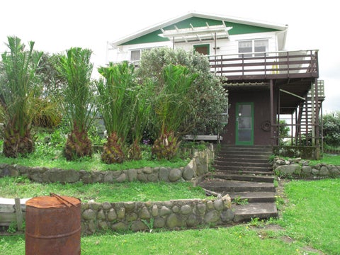 21 Wallis Street, Raglan