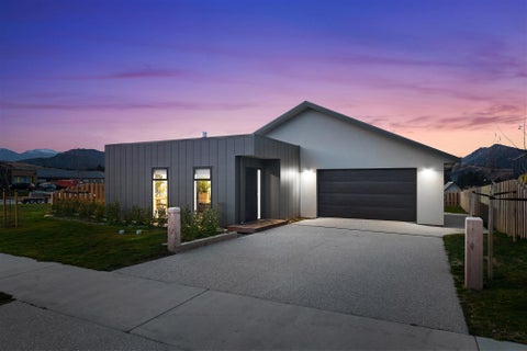 30 Mount Nicholas Avenue, Wānaka