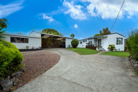 54 Taipari Road, Te Atatu Peninsula, Auckland