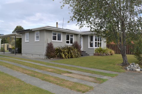 20 Freestone Place, Manapouri, Manapouri