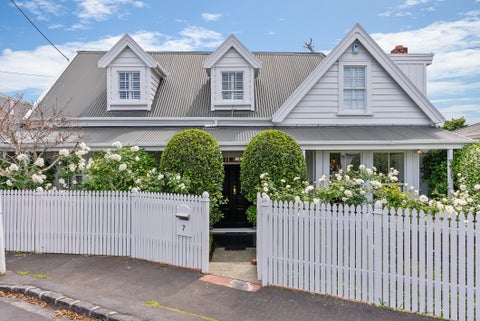 7 Tohunga Crescent, Parnell, Auckland