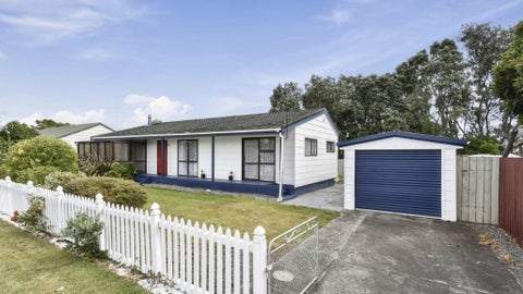 12 Seaward Place, Wattle Downs, Auckland