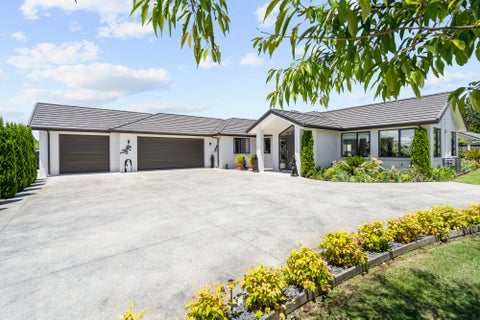 11 Mahy Way, Leamington, Cambridge