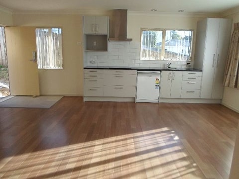 140 Oaktree Avenue, Browns Bay, Auckland