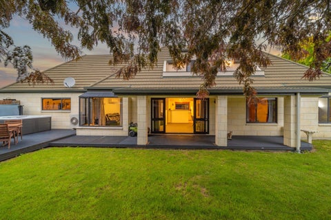 14 Eders Road, Woodend, Woodend