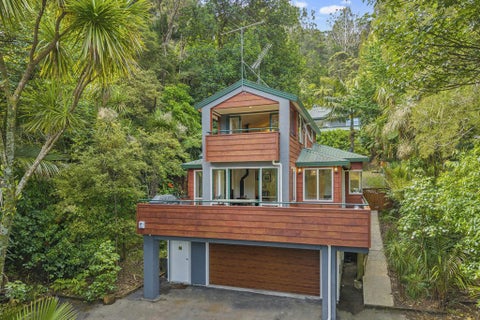 72 Wood Bay Road, Titirangi, Auckland