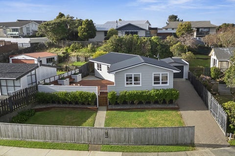 27 Mossburn Grove, Kelson, Lower Hutt