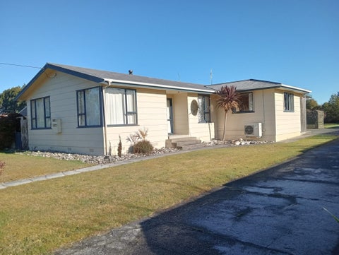 10 Erskine Street, Tuatapere, Tuatapere