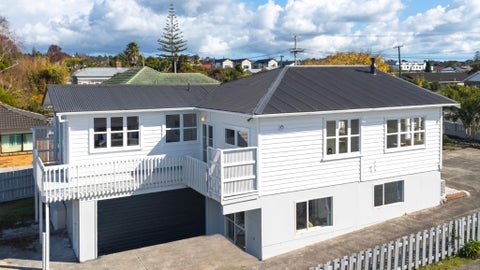 60 Titirangi Road, New Lynn, Auckland