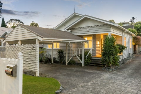 1/163 The Drive, Epsom, Auckland