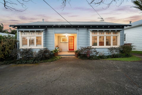 26 Egremont Street, Belmont, Auckland