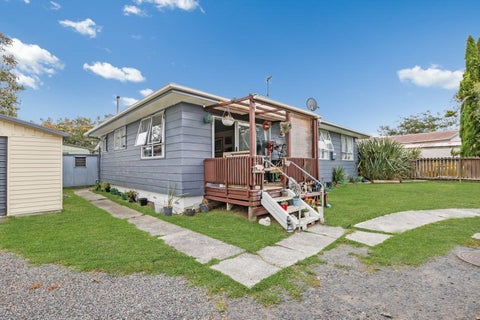 25 Crawshaw Drive, Nawton, Hamilton