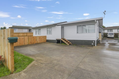 8 Dunstan Place, Otara, Auckland