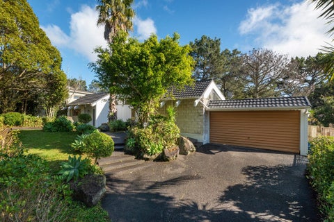 9 Saddleback Rise, Murrays Bay, Auckland