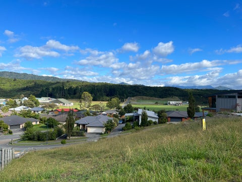 4 Bell Bird Rise, Picton