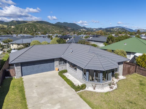 108 Makarini Street, Paraparaumu