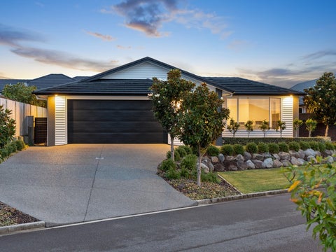 8 Benmore Crescent, Pyes Pa, Tauranga