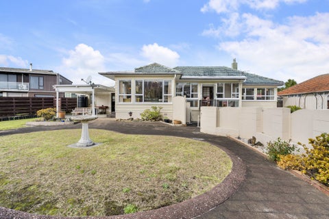 12 Howlett Street, Waterview, Auckland