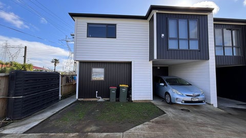9A Julian Place, Ōtara, Auckland