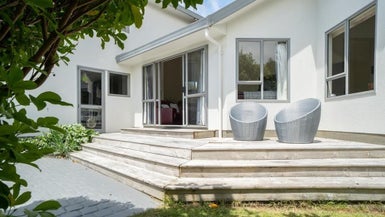 2 Myers Grove, Churton Park, Wellington