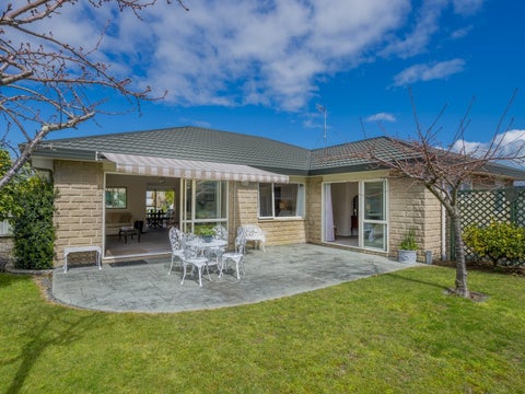 24 Sunburst Court, Paraparaumu Beach, Paraparaumu