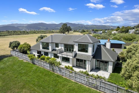 8 Avion Terrace, Raumati Beach, Paraparaumu