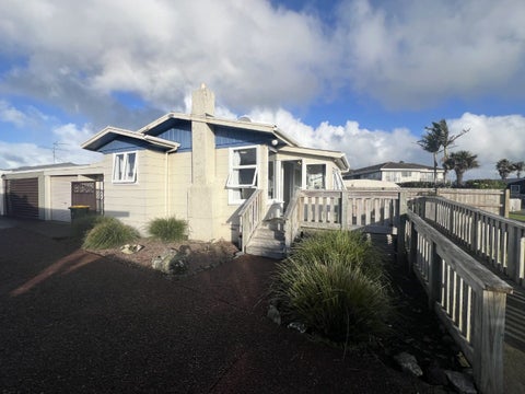 1/7 Lillian Place, Orewa, Orewa