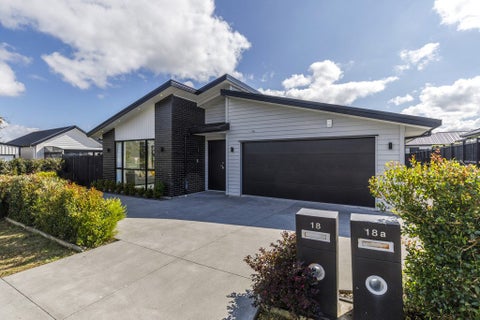 18 Madden Avenue, Kumeu