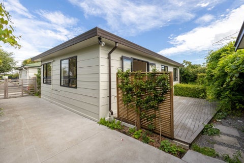 2/51 Saint Johns Street, Woolston, Christchurch