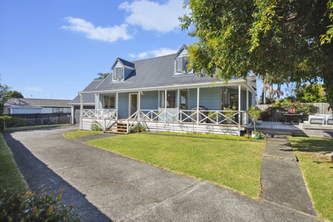 97 St Annes Crescent, Wattle Downs, Auckland