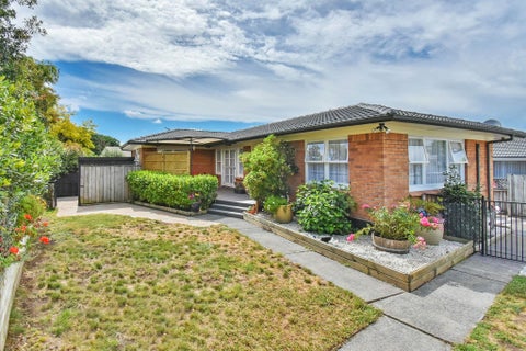 1/96 Ray Small Drive, Pahurehure, Papakura