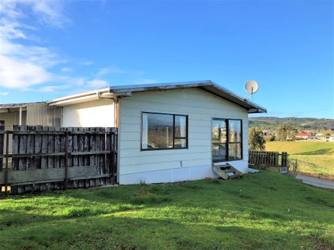 23 Cowes Street, Kaitangata