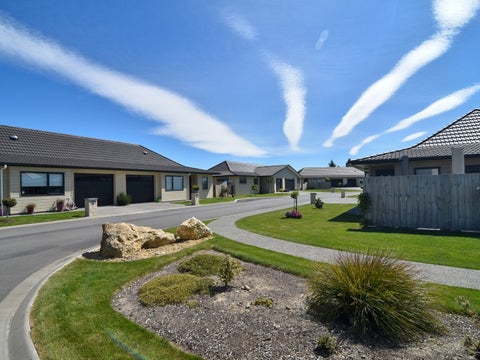25 Ashmore Park Road, Carterton, Carterton