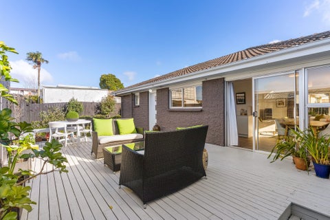4/73 Moana Avenue, Onehunga, Auckland