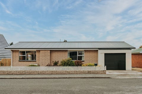 12 Cowper Street, Milton