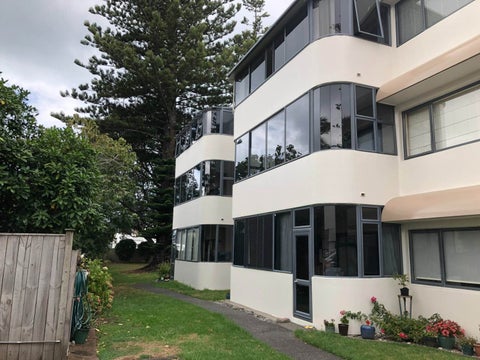 5D Puriri Avenue, Orewa, Orewa