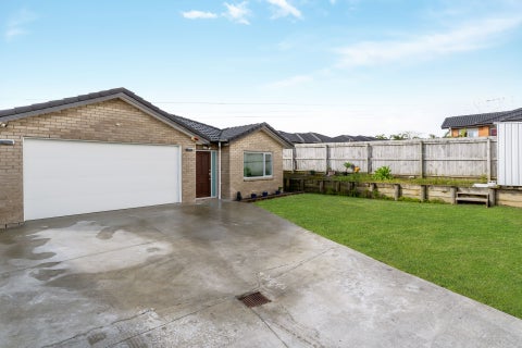 6 John Broad Place, Flat Bush, Auckland