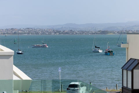 1B The Mall, Mount Maunganui