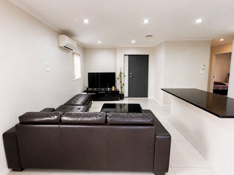 3 Juvena Place, Clover Park, Auckland