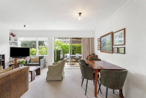 2/6 Pine Terrace, Howick, Auckland