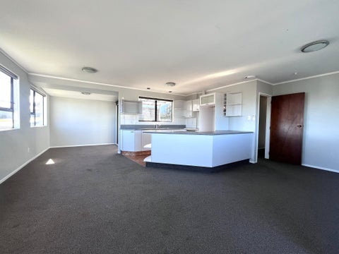 14 Adventure Drive, Whitby, Porirua