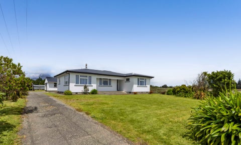1138 Junction Road, Egmont Village, Inglewood