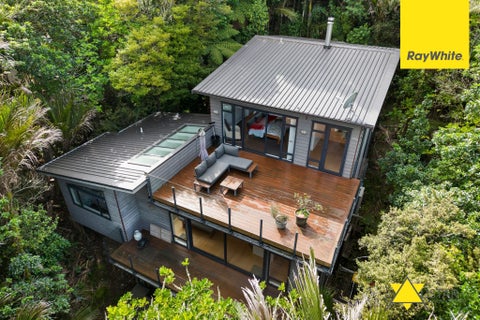 3 Aydon Road, Titirangi, Auckland