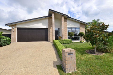12 Whares Court, Silverdale, Silverdale