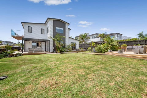 55 Eighth View Avenue, Beachlands, Auckland