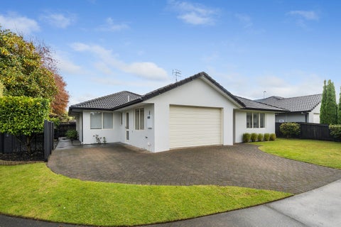 5 Montrose Place, Pyes Pa, Tauranga