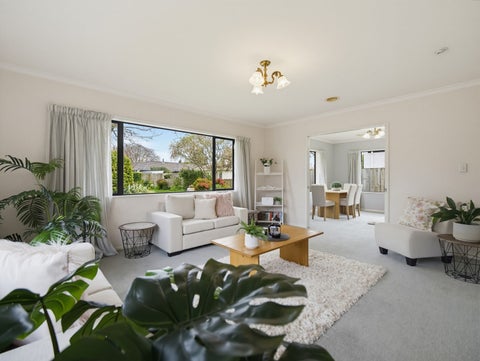 2 Farnah Green, Flagstaff, Hamilton